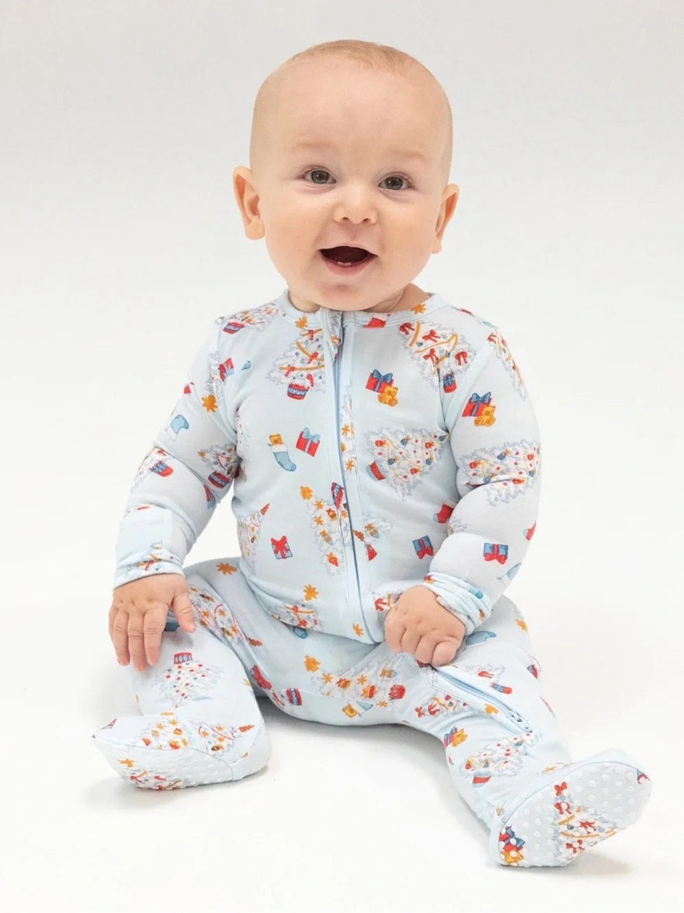 NWT Angel Dear 2-Way Zipper Footie Pajamas Vintage Christmas Trees Size 6-9mo